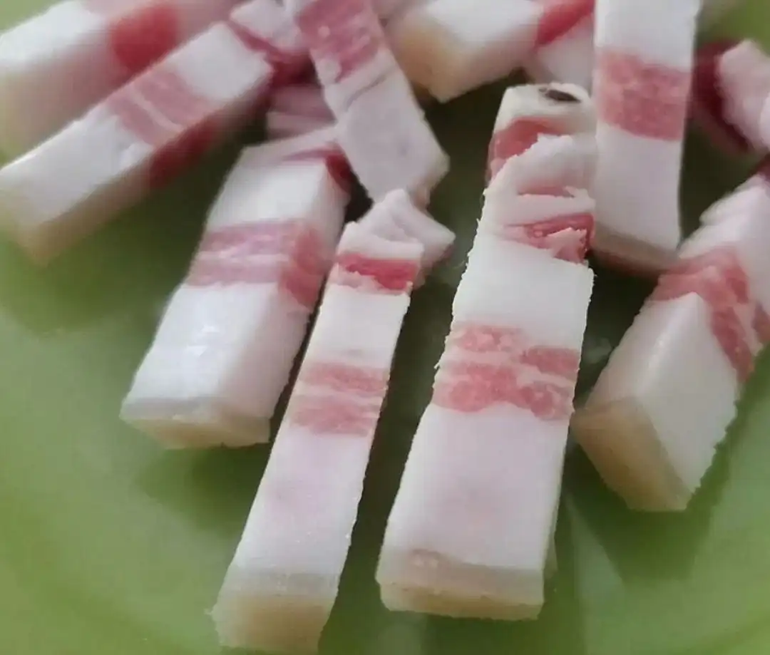 Домашнее соленое и топленое сало - Продукты питания (Барахолка) в Братск