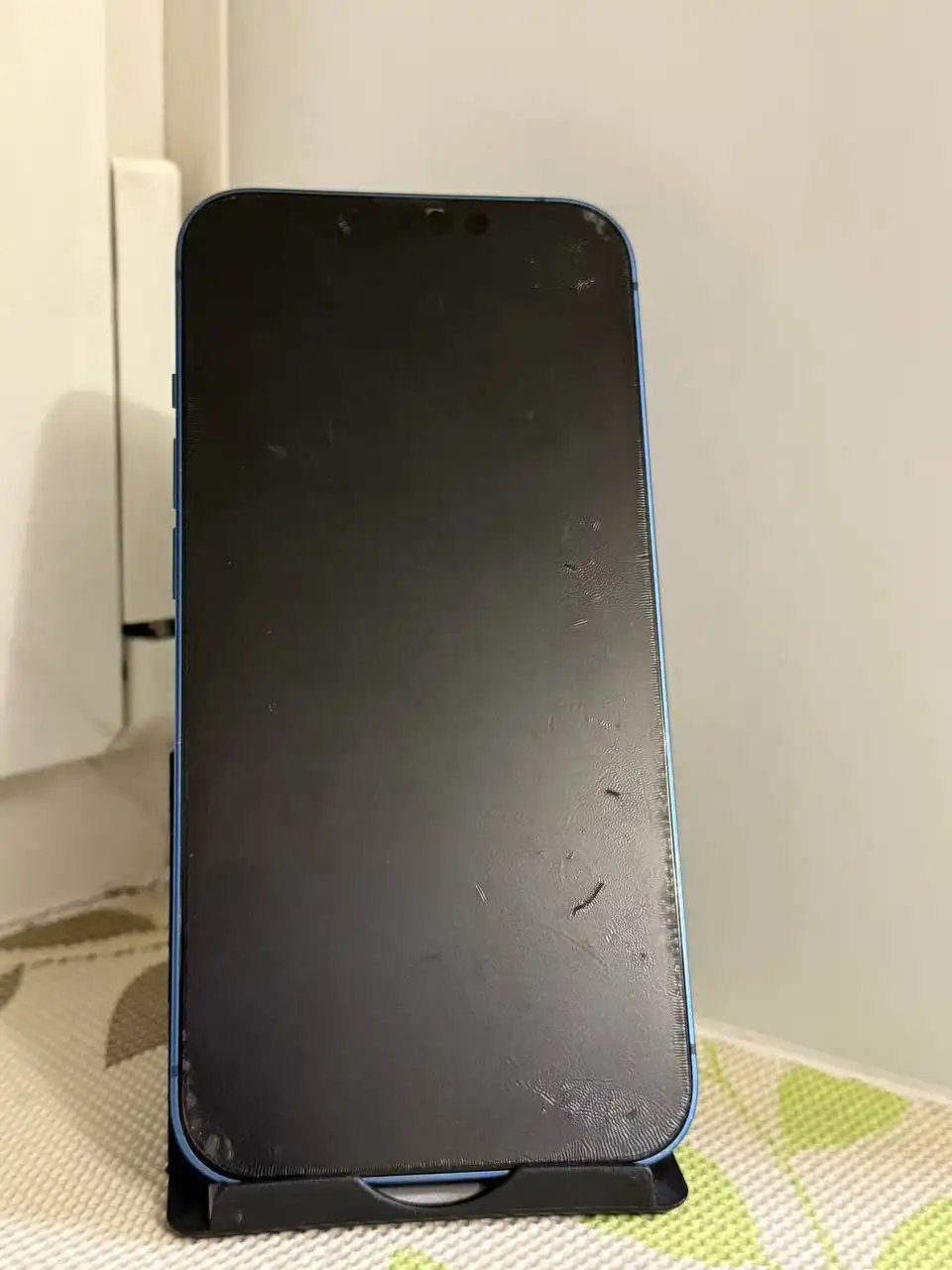 Продам iPhone 13 128 ГБ - Смартфоны (Электроника) в Братск