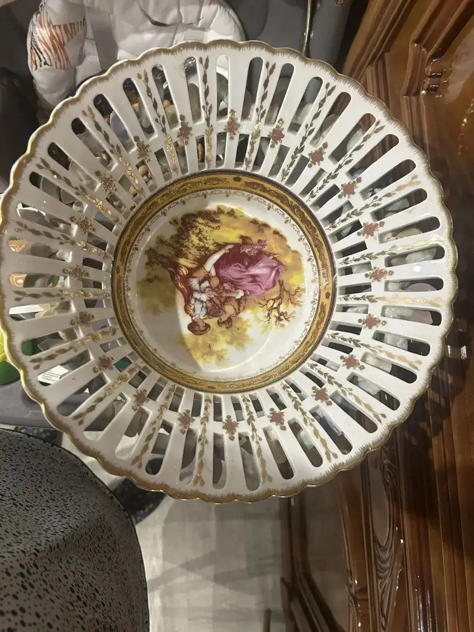 Фарфоровая ваза - Барахолка в Братск