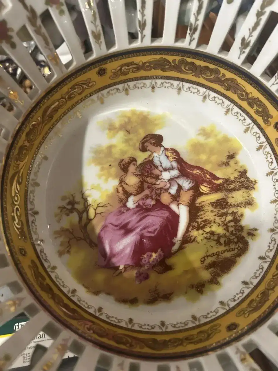 Фарфоровая ваза - Барахолка в Братск