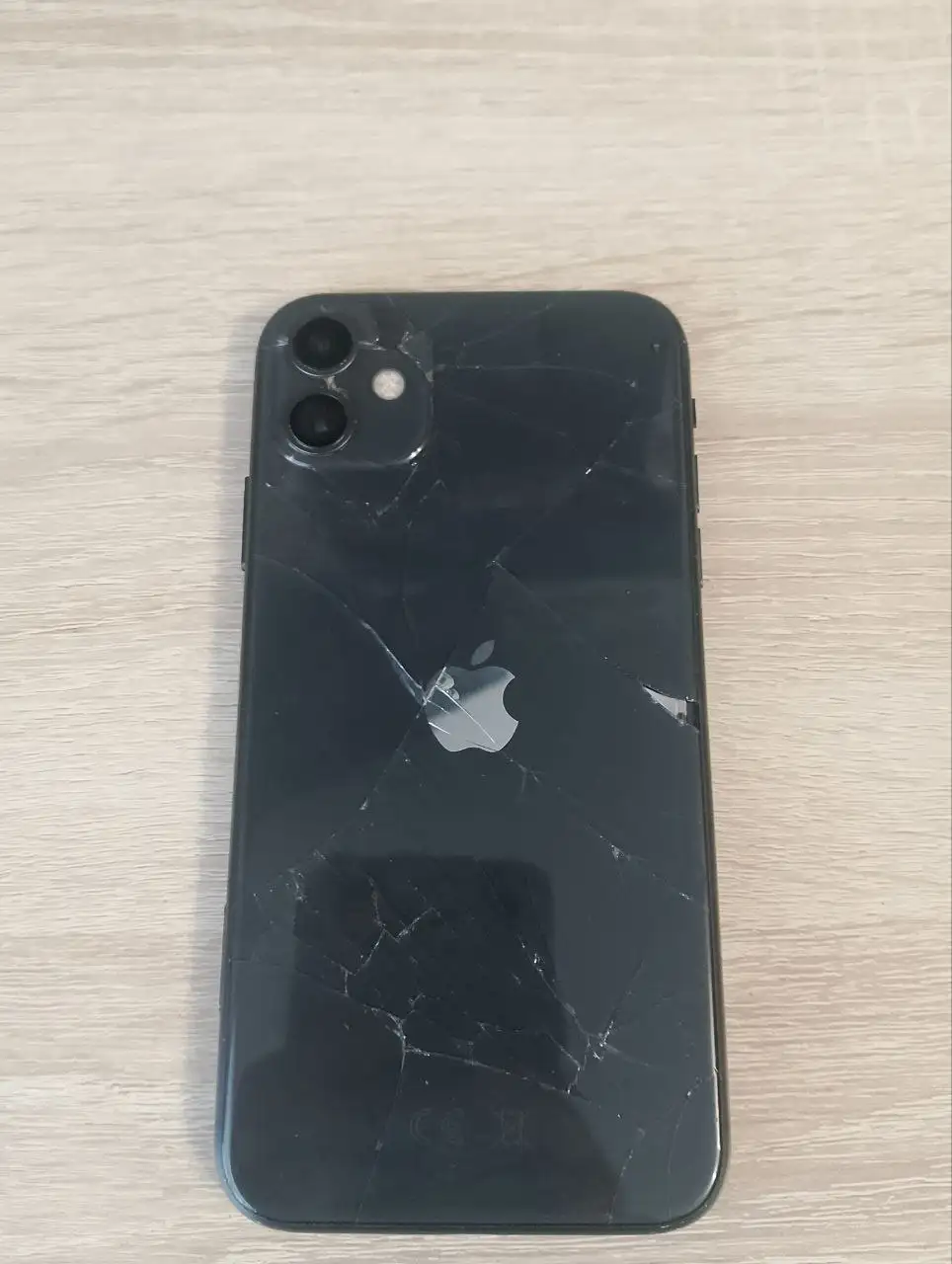 Продажа или обмен iPhone 11 - Смартфоны (Электроника) в Братск