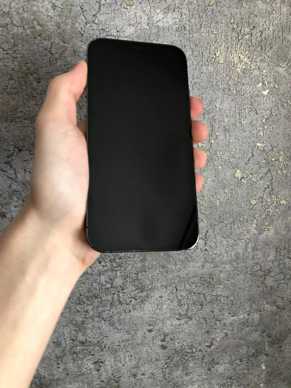Продам iPhone 12 pro 256gb и iPhone 8 64gb black - Смартфоны (Электроника) в Братск