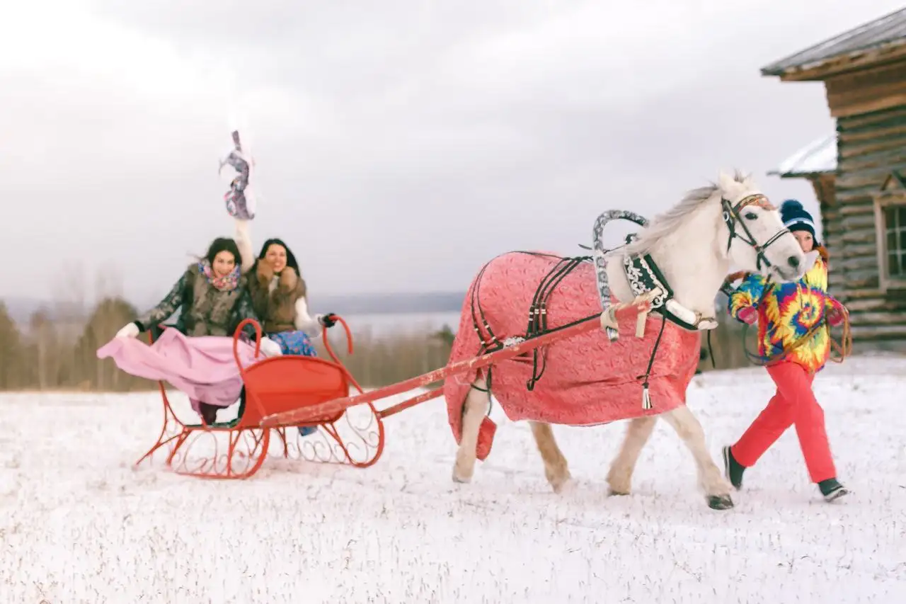 Катание на санях с лошадью на Масленицу - Конные прогулки (Хобби и отдых) в Братск