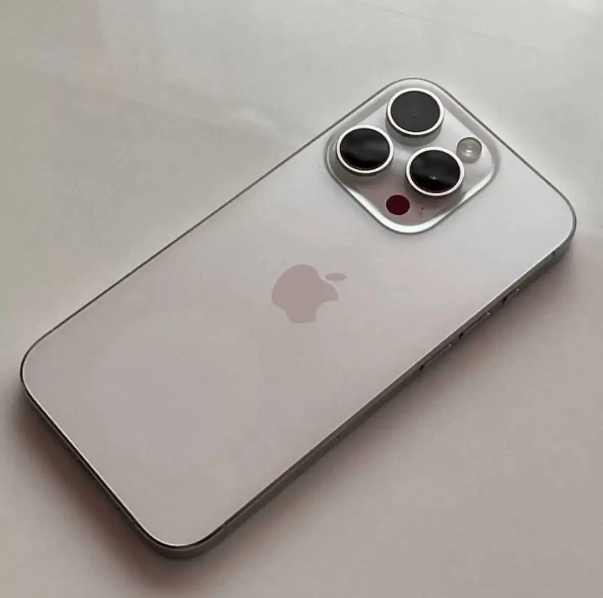 Айфон 15 про 128 гб - Смартфоны (Электроника) в Братск