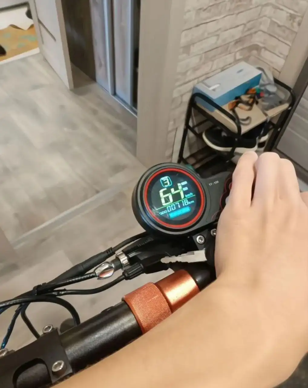 Продам электросамокат Kugoo M4 Pro и радиоуправляемую машинку Remo Hobby S Max 2 - Барахолка в Братск