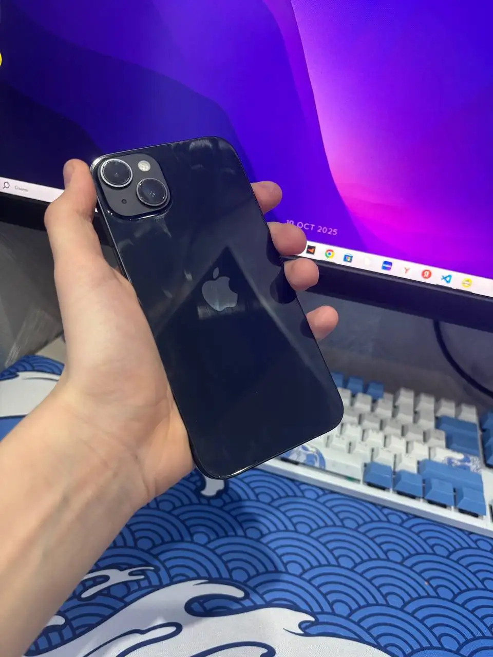 Продажа или обмен iPhone 14+ 256ГБ - Смартфоны и телефоны (Электроника) в Братск