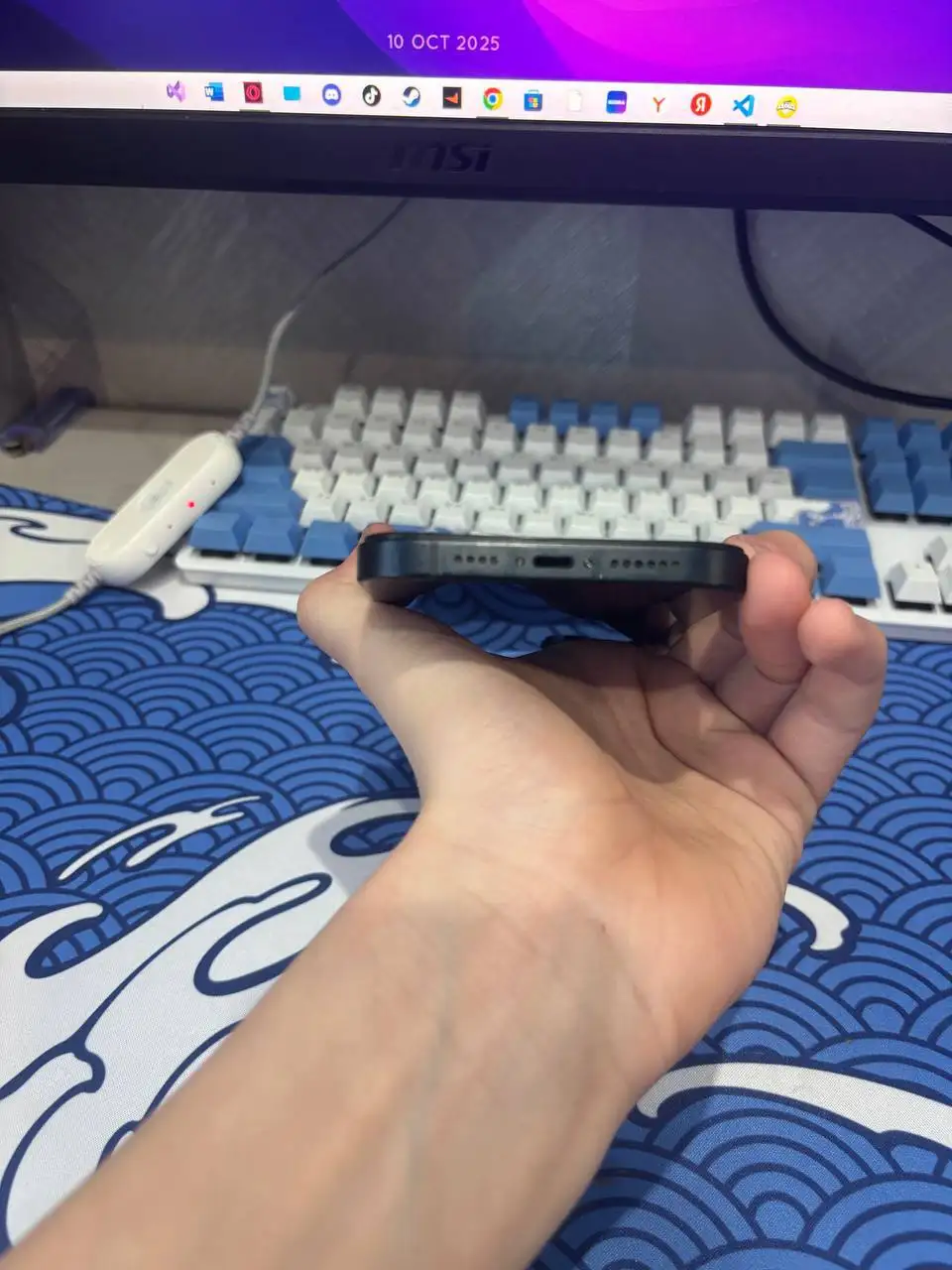 Продажа или обмен iPhone 14+ 256ГБ - Смартфоны и телефоны (Электроника) в Братск