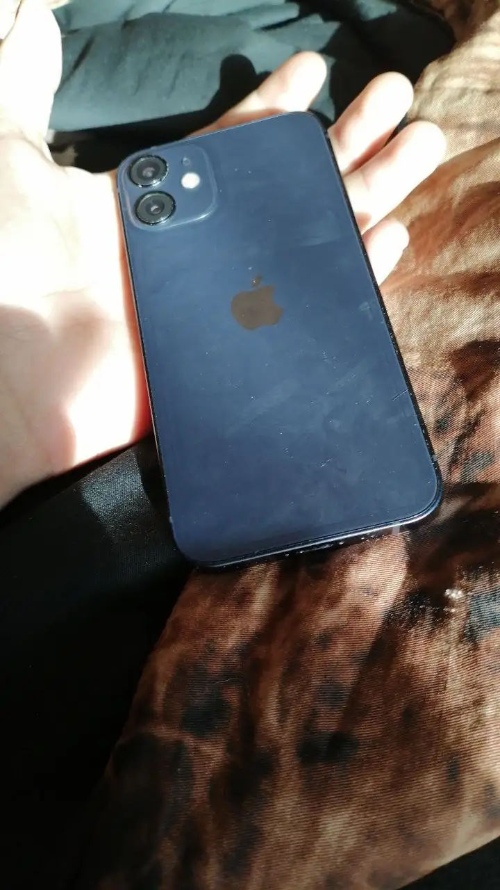 Продам или обменяю iPhone 12 Mini - Смартфоны (Электроника) в Братск