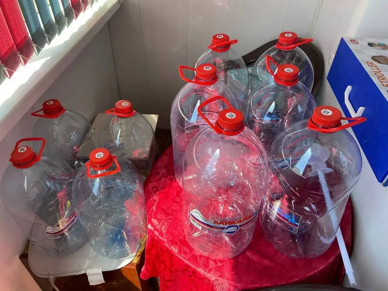 Шоколадки Milko с орехом - Продукты питания (Барахолка) в Братск