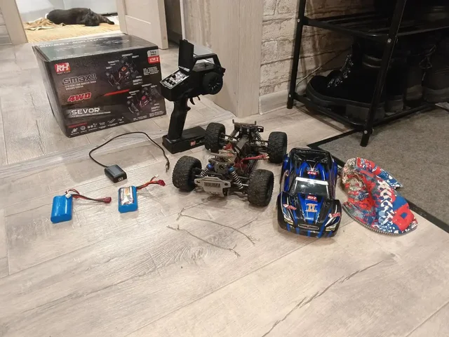 Продам мощную машинку на радиоуправлении Remo Hobby S Max 2 - Конструкторы в Братск