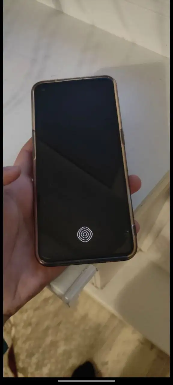 Samsung M11 и Realme GT Master Edition - Смартфоны (Электроника) в Братск