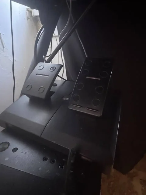 Телевизор Haier 32 и руль Deep Wheelman Pro - Пиломатериалы в Братск