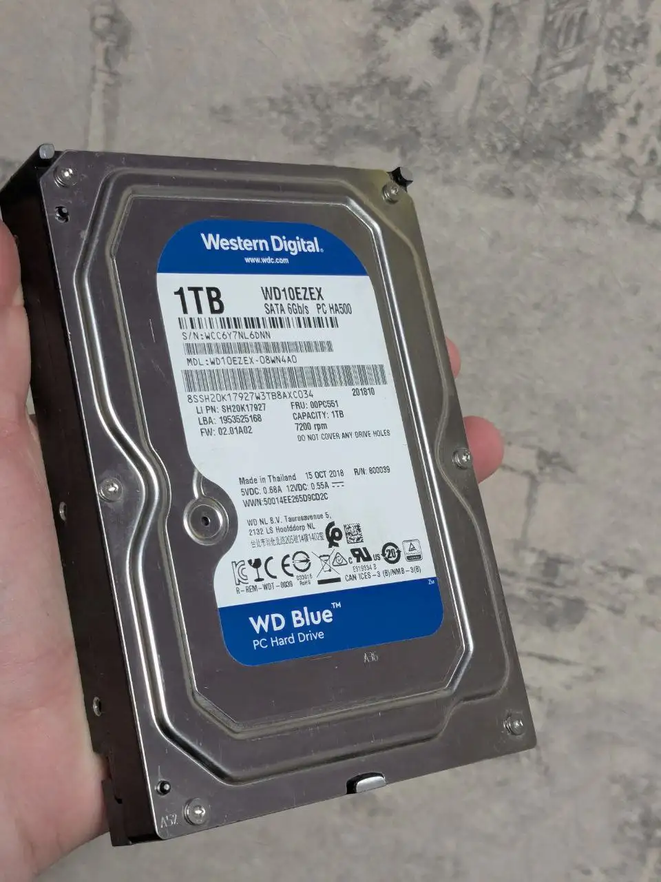 Продам жесткий диск 1ТБ - Компьютерные комплектующие (Электроника) в Братск