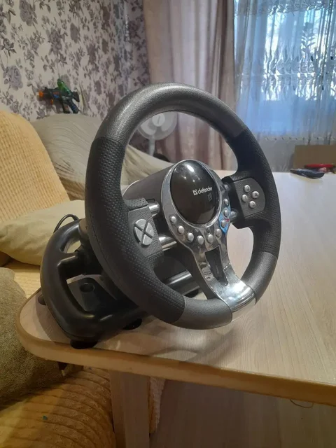Продам игровой руль Defender Forsage GTR без педалей - Видеокарты в Братск