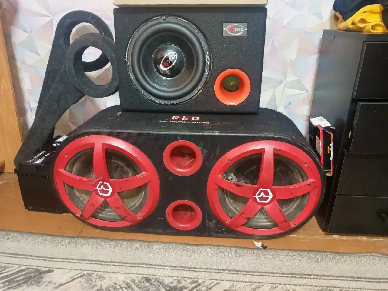 Продам красный саб - Барахолка в Братск