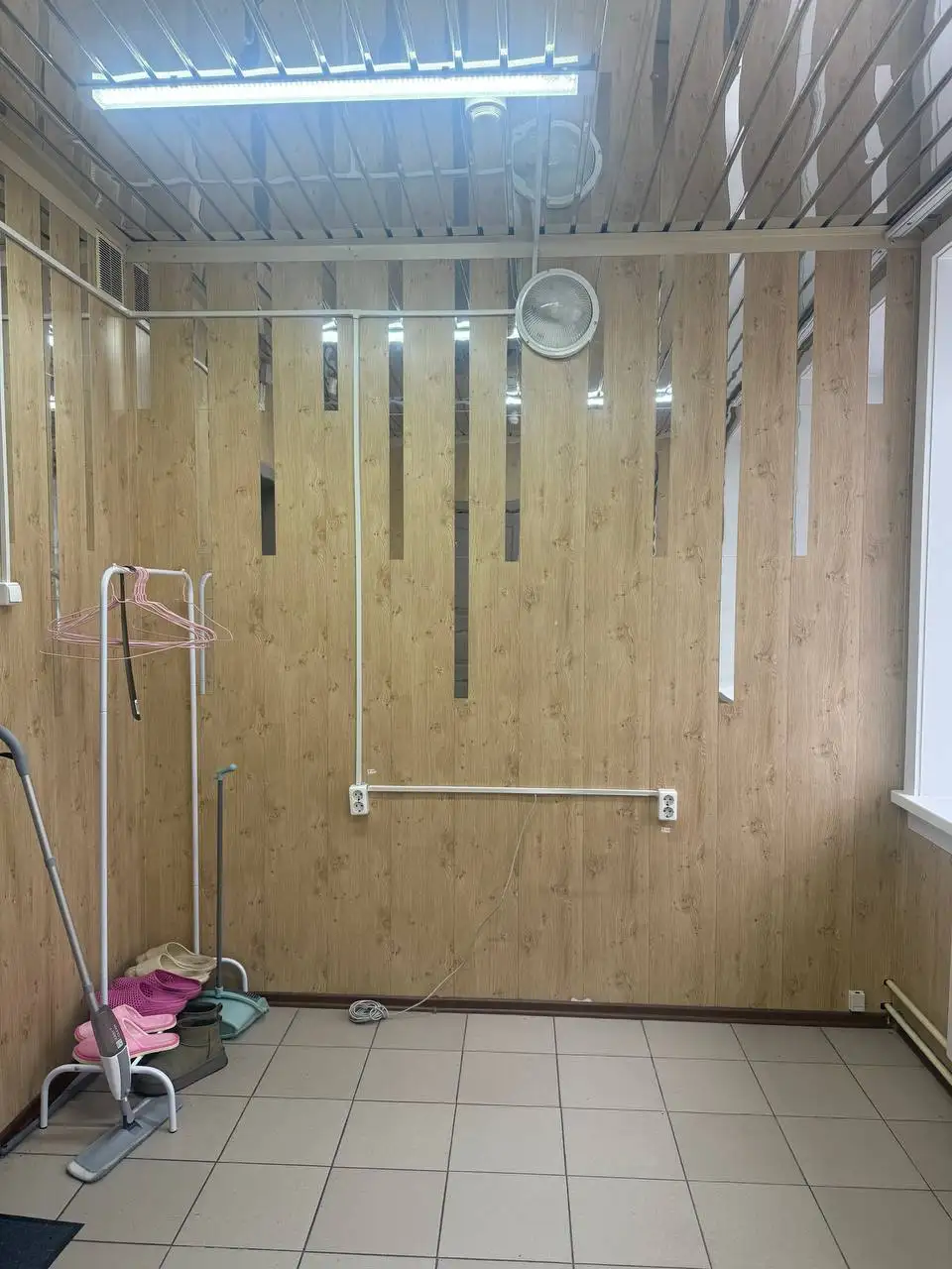 Аренда кабинета для мастера по наращиванию ресниц - Барахолка в Братск