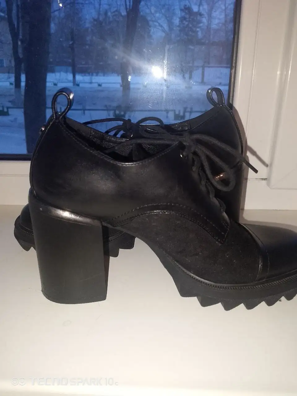 Туфли 38 размера с небольшими потертостями - Обувь (Одежда) в Братск