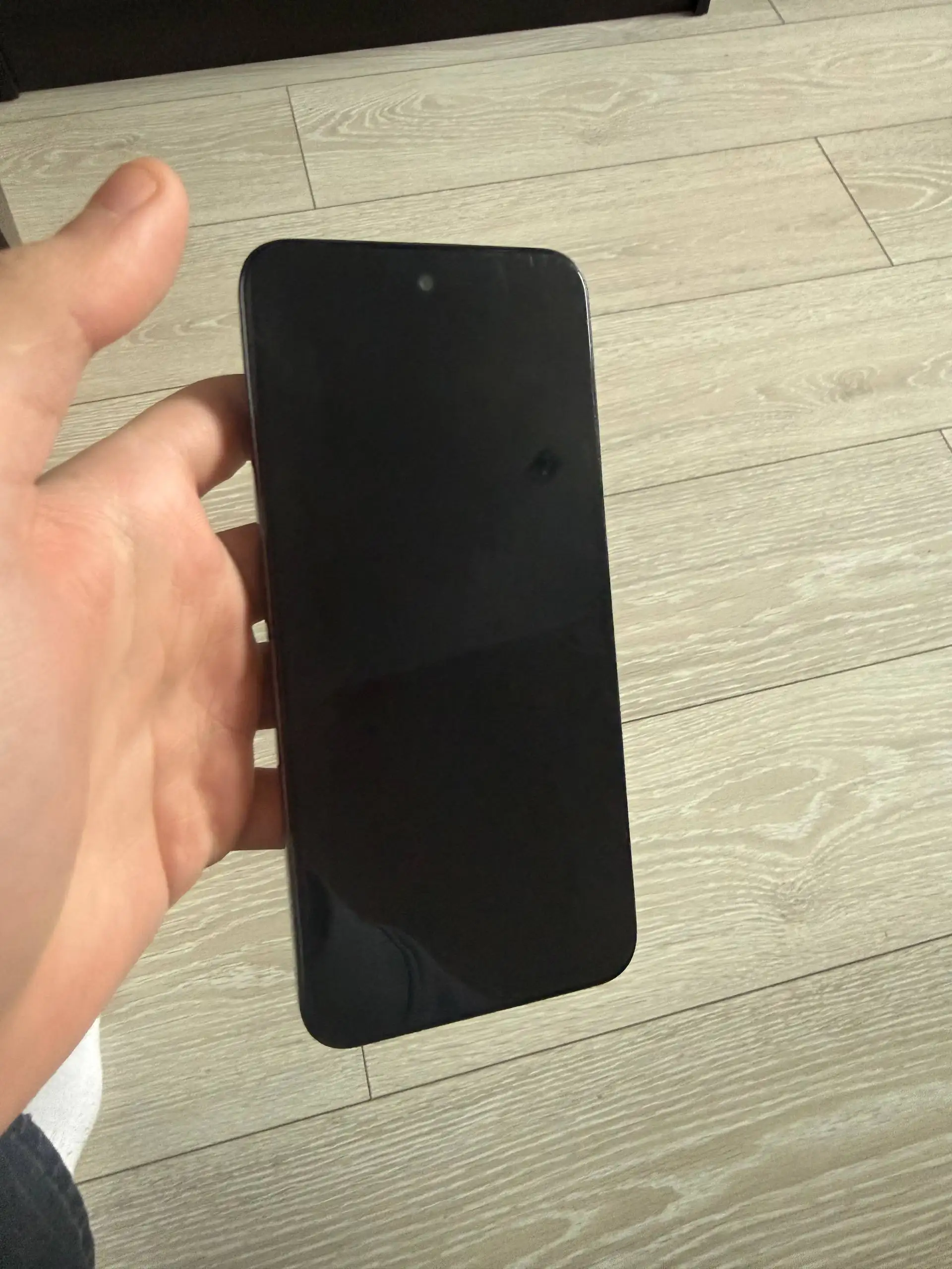 Смартфон Infinix Smart 9 4/128 с дефектом - Смартфоны (Электроника) в Братск