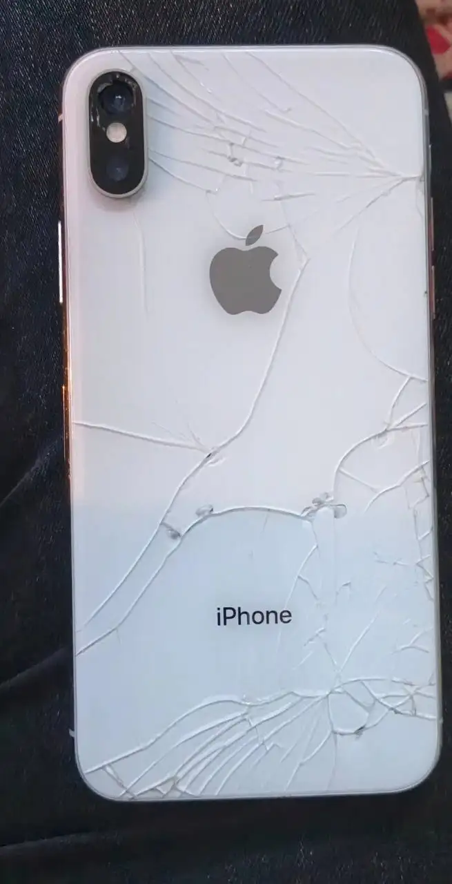 iPhone X 256 ГБ с повреждениями - Смартфоны (Электроника) в Братск