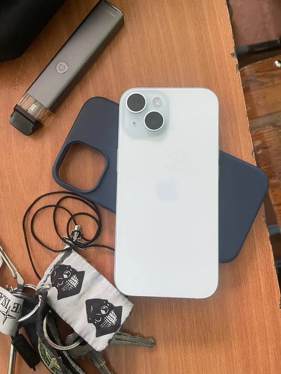 Продам или обменяю телефон 128 ГБ с замененным экраном - Телефоны (Электроника) в Братск