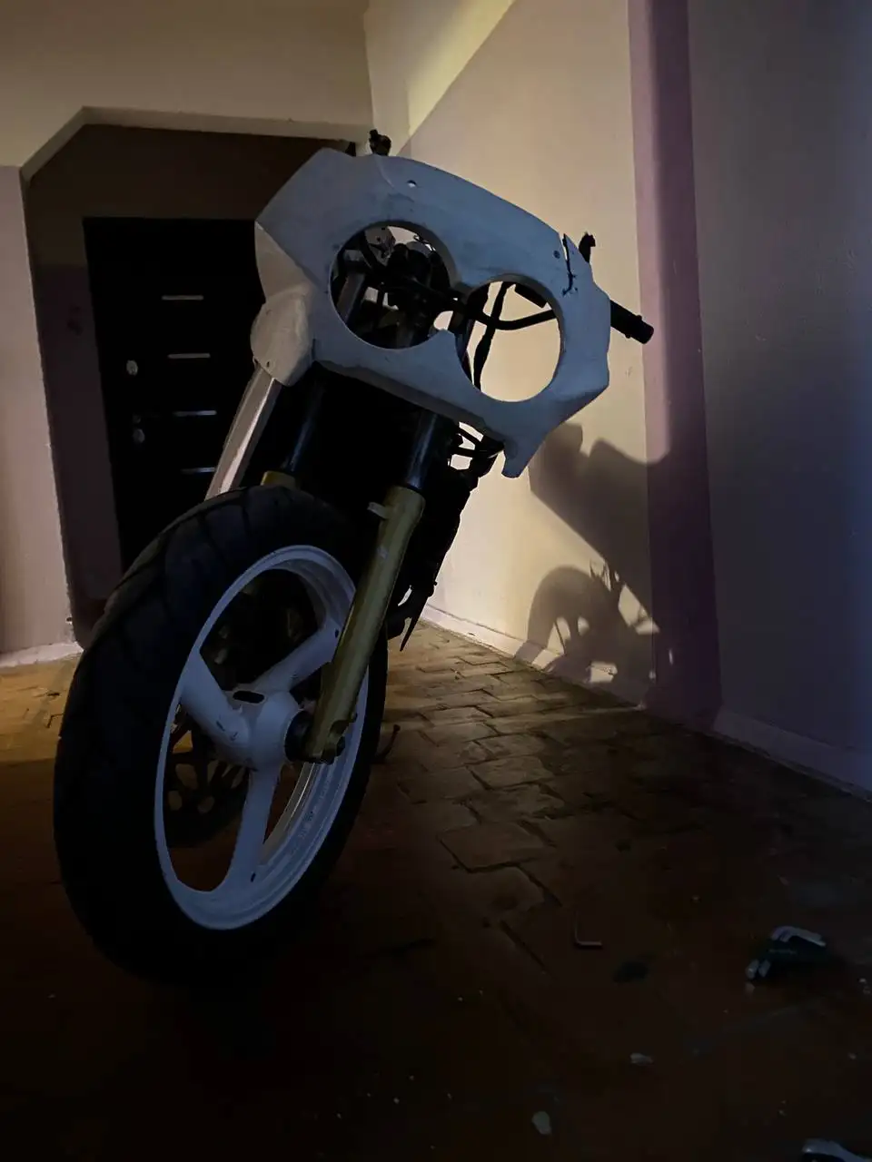 Обмен или продажа мотоцикла Yamaha FZR 600 - Мотоциклы (Барахолка) в Братск