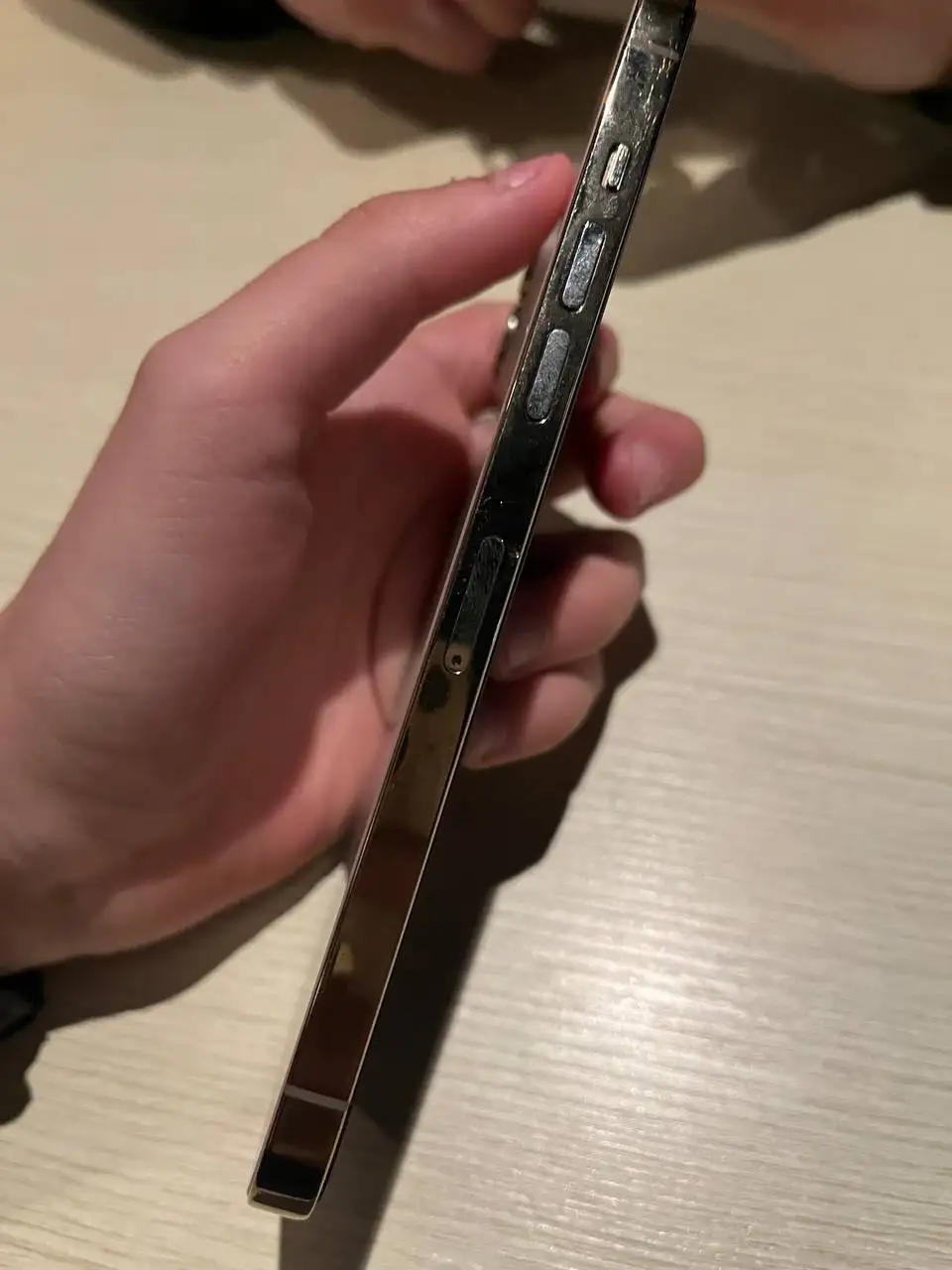 Продажа iPhone 12 Pro Max 256 ГБ золотистый - Смартфоны и телефоны (Электроника) в Братск