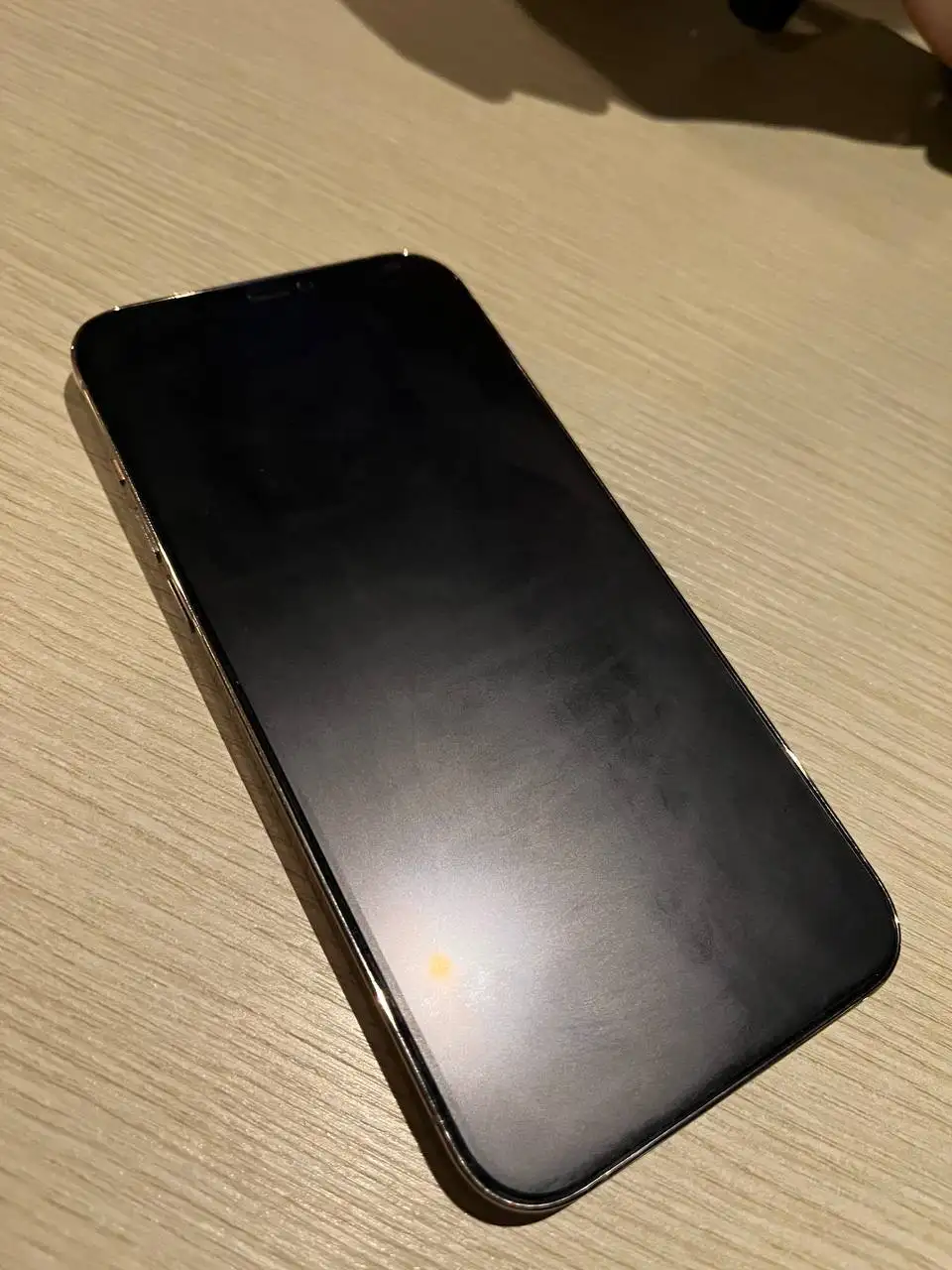 Продажа iPhone 12 Pro Max 256 ГБ золотистый - Смартфоны и телефоны (Электроника) в Братск