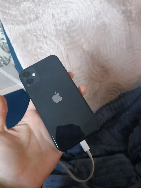 Продам телефон без видимых царапин - Смартфоны в Братск