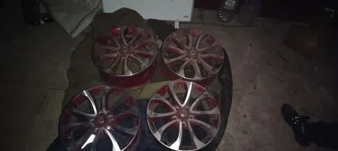 Продам литье R17 с Nissan Juke - Диски в Братск