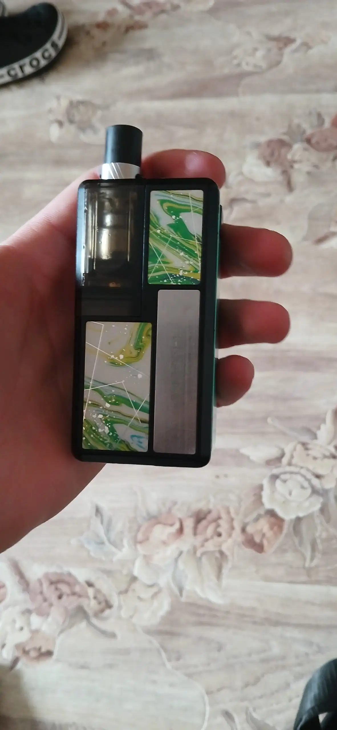 Обмен на iPhone XR - Смартфоны (Электроника) в Неизвестно