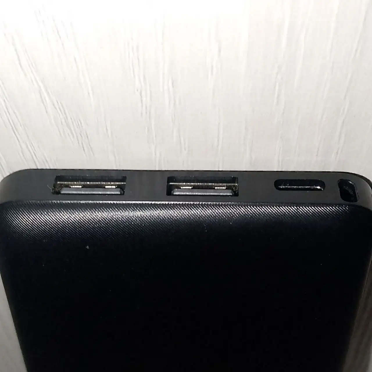 Продам повербанк 10.000 mah - Аккумуляторы и powerbank (Электроника) в Братск