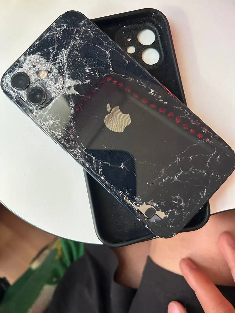 Продам iPhone 12 и iPhone XR - Смартфоны (Электроника) в Братск