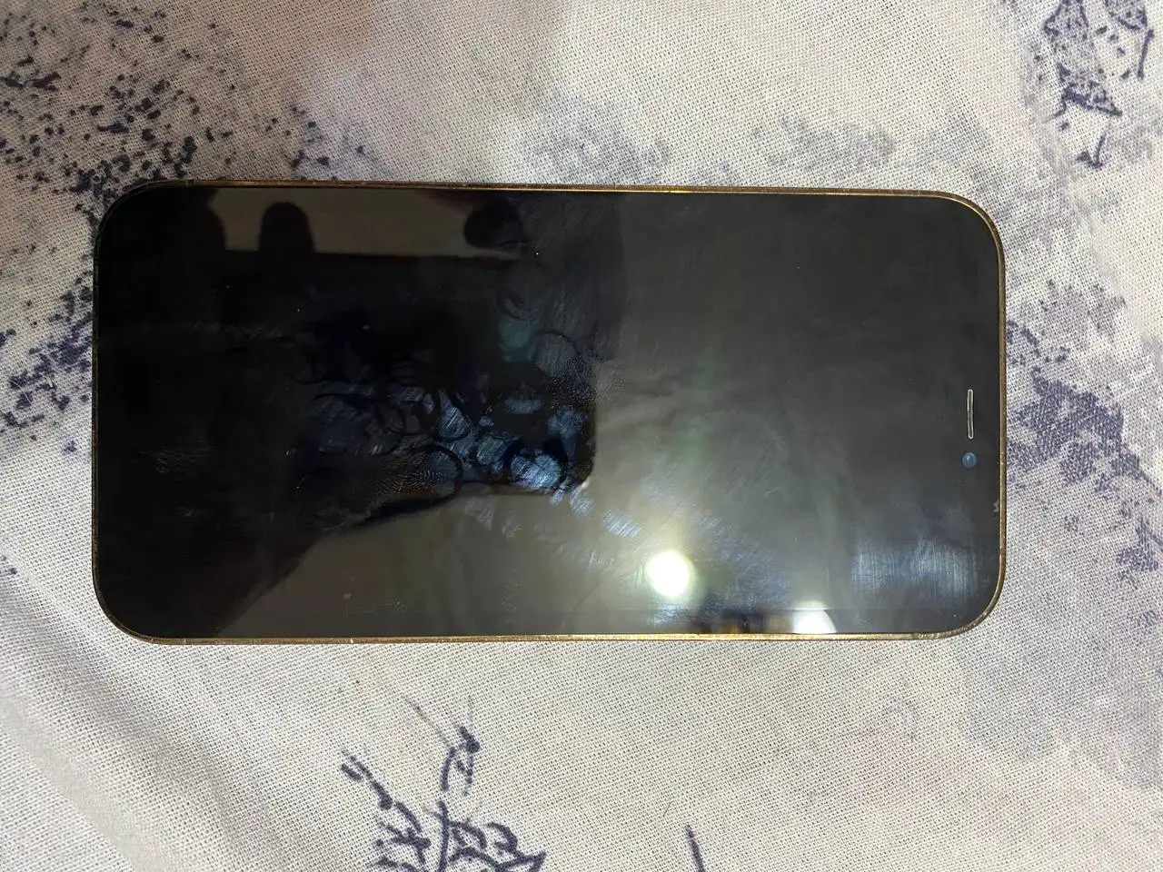 Продам iPhone 12 и iPhone XR - Смартфоны (Электроника) в Братск