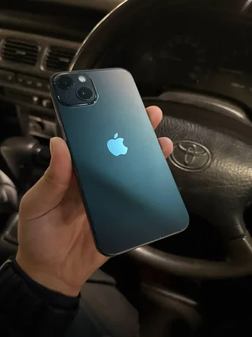Продам iPhone 13 128GB - Электротранспорт в Братск