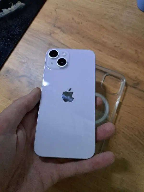 Обмен iPhone 14 - Мобильные телефоны (Электроника) в Братск