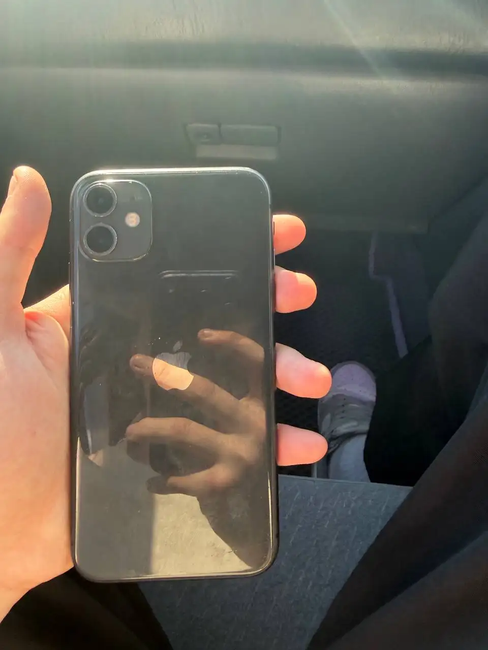 iPhone 11 64GB Black с проблемами экрана - Смартфоны и гаджеты (Электроника) в Братск
