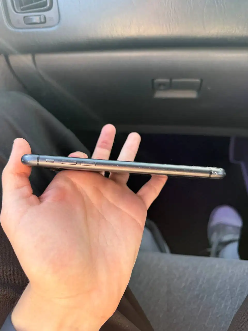 iPhone 11 и iPhone XR - Смартфоны (Электроника) в Братск