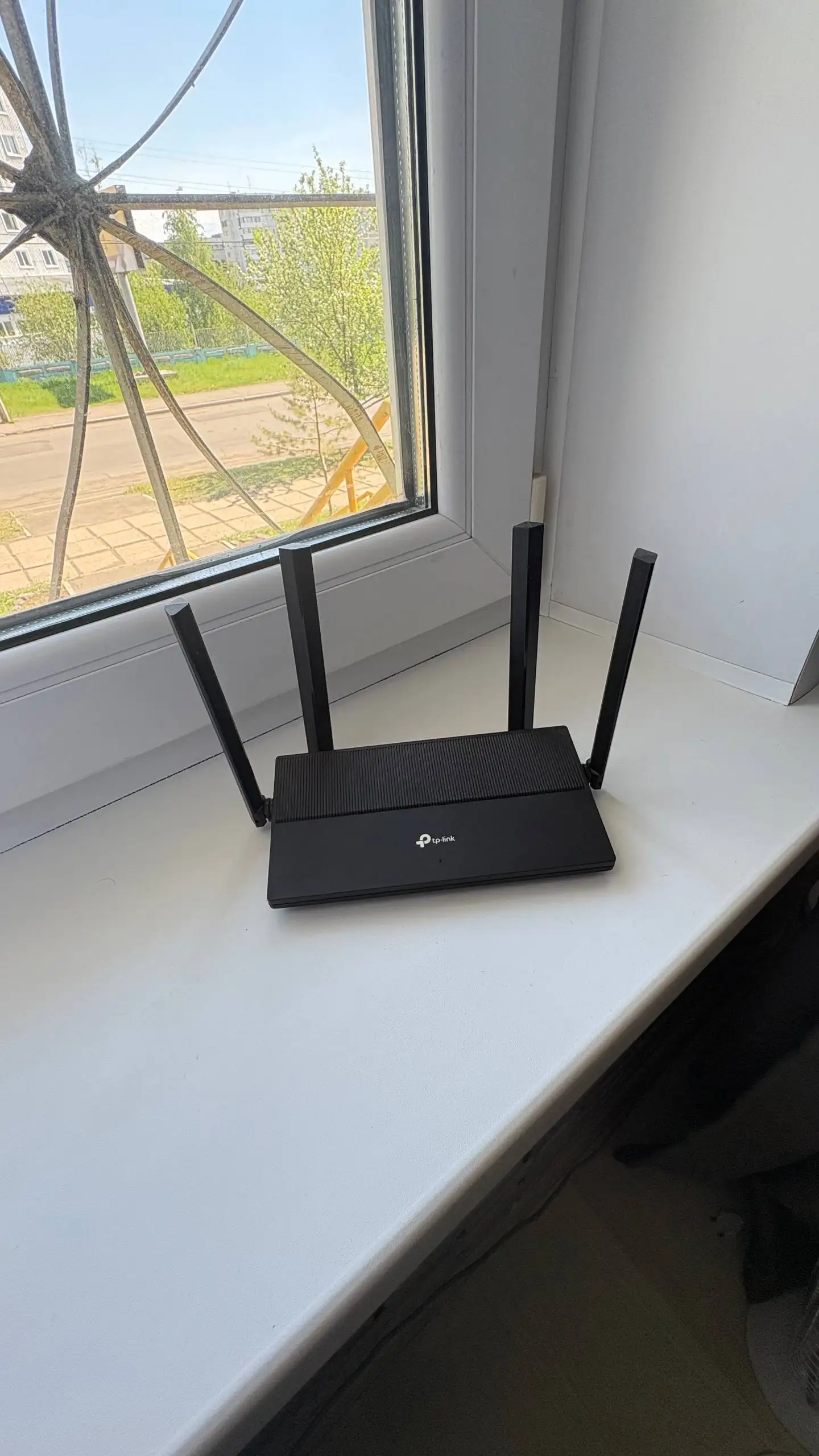 Двухдиапазонный гигабитный роутер WiFi 6 - Сетевое оборудование (Электроника) в Братск