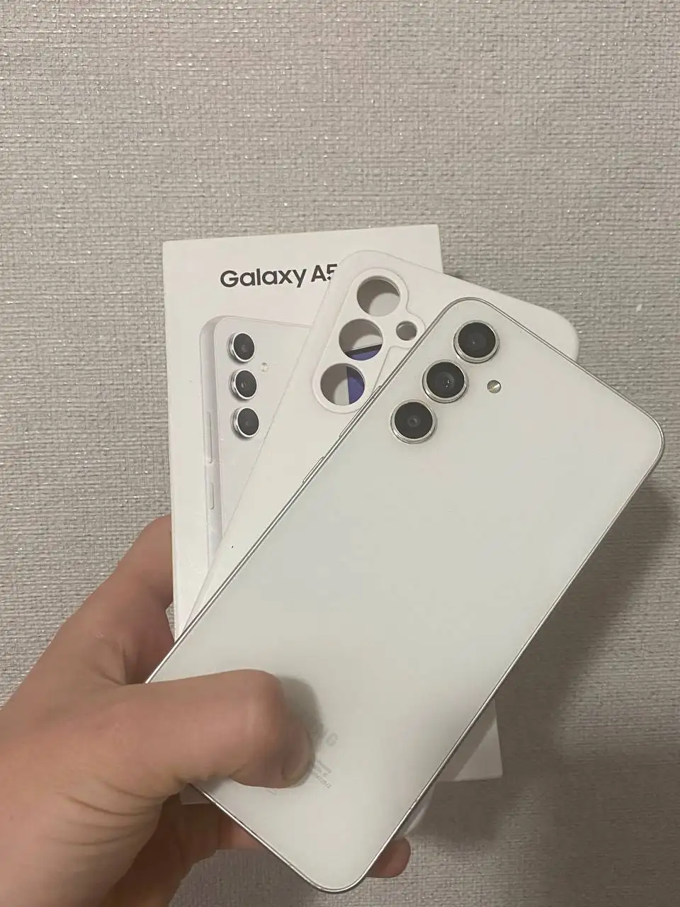 Samsung Galaxy A54 256GB белый - Смартфоны и гаджеты (Электроника) в Братск