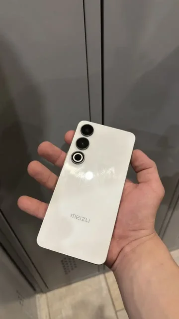Meizu 21 Note 16/256GB - Телефоны в Братск