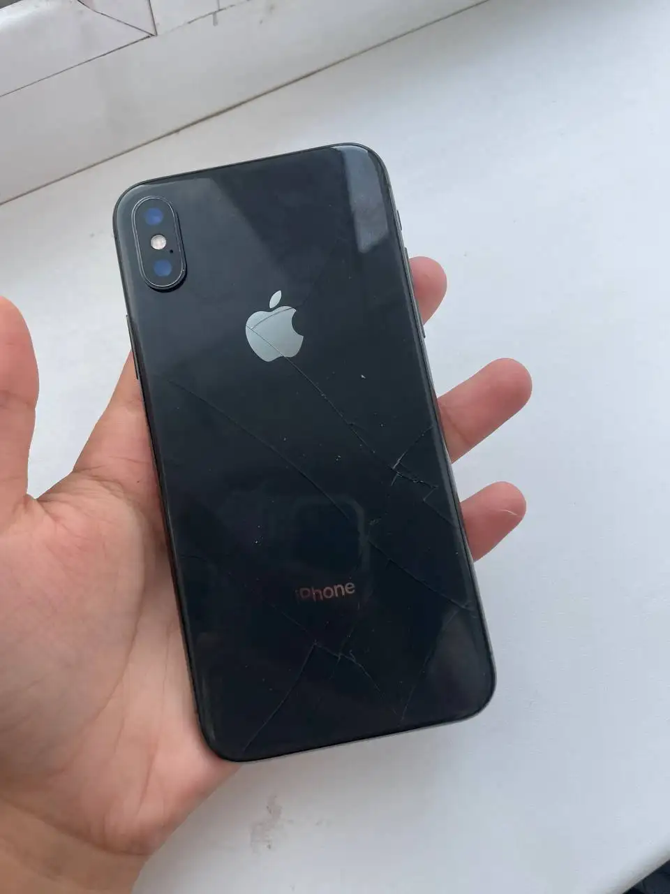 Продам 2 айфона - Смартфоны (Электроника) в Братск