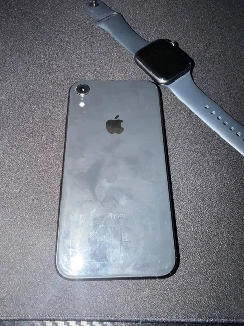 iPhone XR 64GB - Видеоигры в Братск