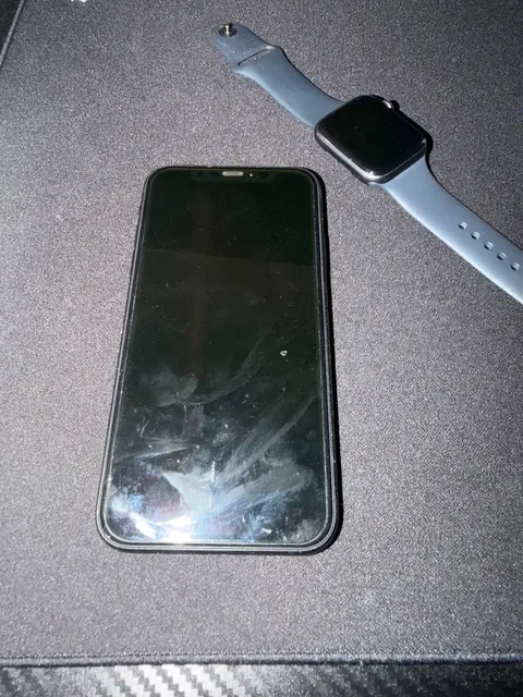 iPhone XR 64GB - Видеоигры в Братск