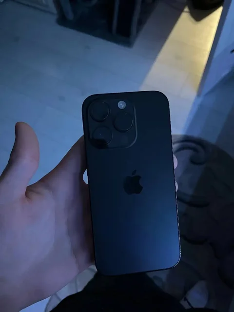 Iphone 14 pro black 128gb - Игры, приставки и аксессуары в Братск
