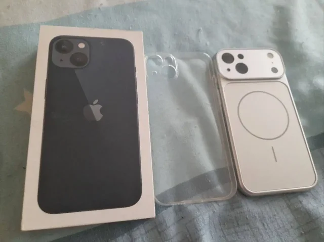 Продаю iPhone 13 - Игры и консоли в Братск