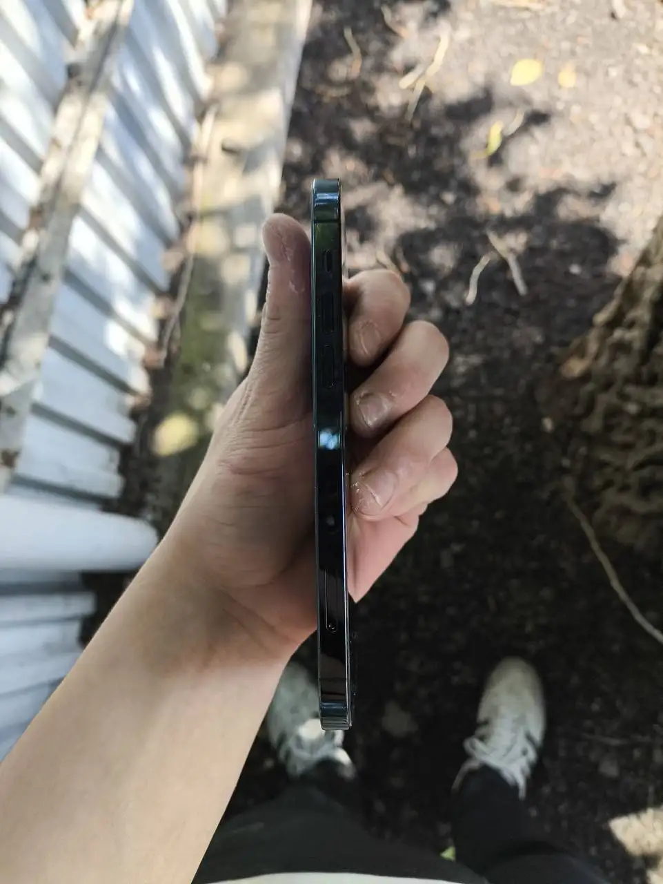 iPhone с дефектами - Телефоны (Электроника) в Братск