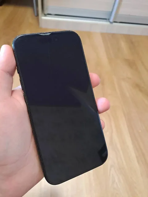 Продам обменяю iPhone 15 - Телефоны и смартфоны в Братск
