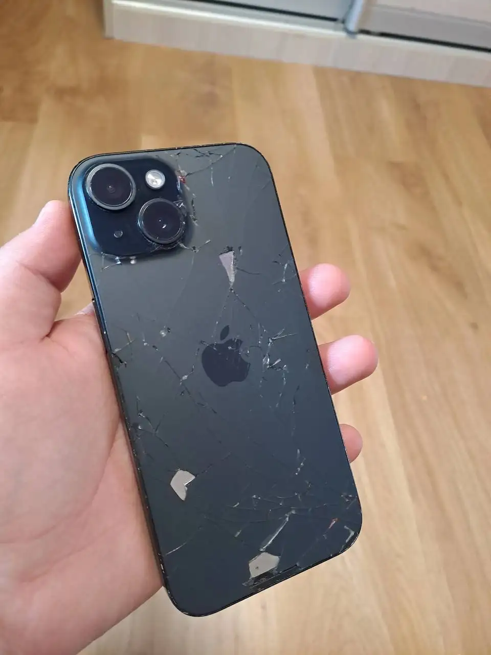 Продам обменяю iPhone 15 - Телефоны (Электроника) в Братск