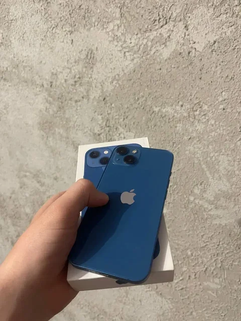 Продам iPhone 13 и iPhone 12 Pro Max (Барахолка Братск) - Телефоны и смартфоны в Братск