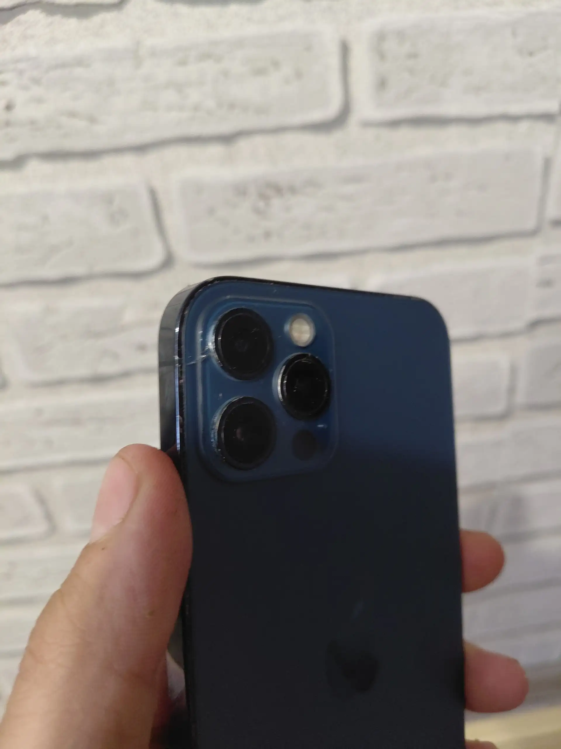 Продам iPhone 12 Pro (Братск) - Телефоны и смартфоны (Электроника) в Братск